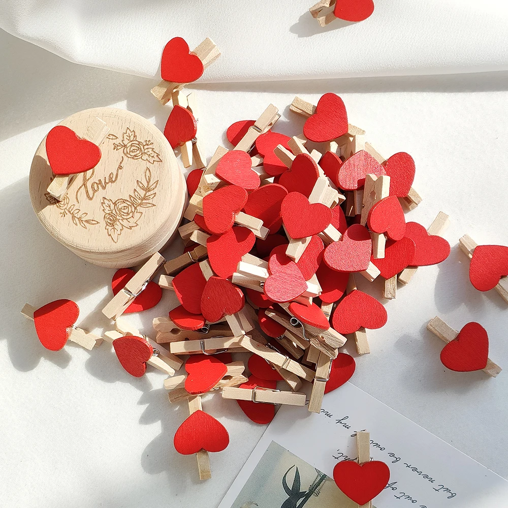 

50PCS/Lot Mini Romantic Loving Heart Shape Wood Clips Handicrafts Photos Papers Clothes Pegs Home Bachelorette Party Decorations