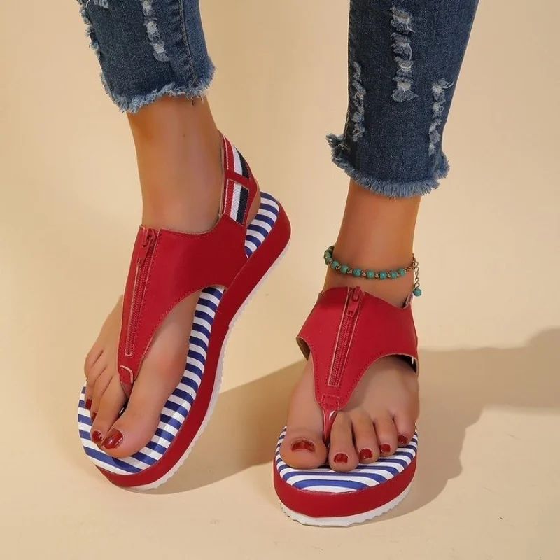 

Women Summer Sandal Round Head Clip Toe Platform Roman Shoes Casual Lady Beach Flip Flops Female Buckle Zebra Print Flat Sandals