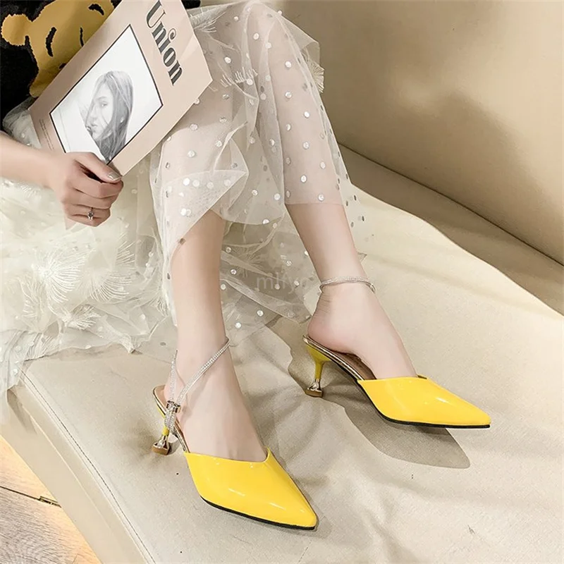 

High-heeled shoes women stiletto high-heeled sandals female pointed toe 2022 new shallow mouth Baotou word buckle female sandals