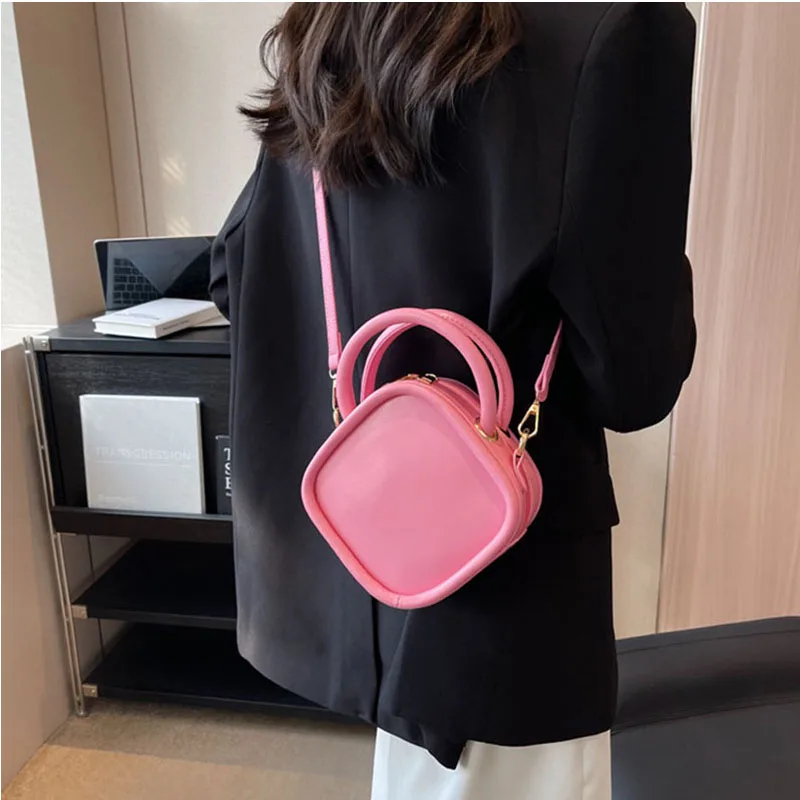 

Senior Women's Handbag Explosion Fashion One Shoulder Bag Texture Foreign Style Cross Body Small Square Bag