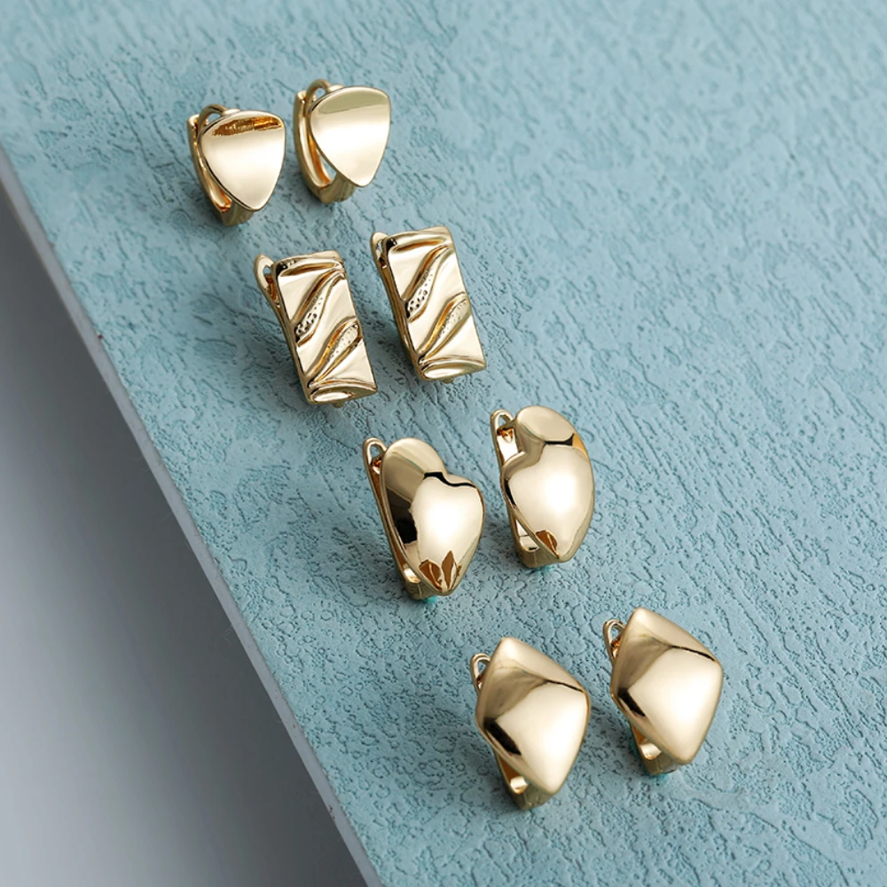 

Vintage Korean Geometric Square Piercing Huggie Earrings Female Gold Color Copper Small Ear Buckle Party Jewelry Gifts