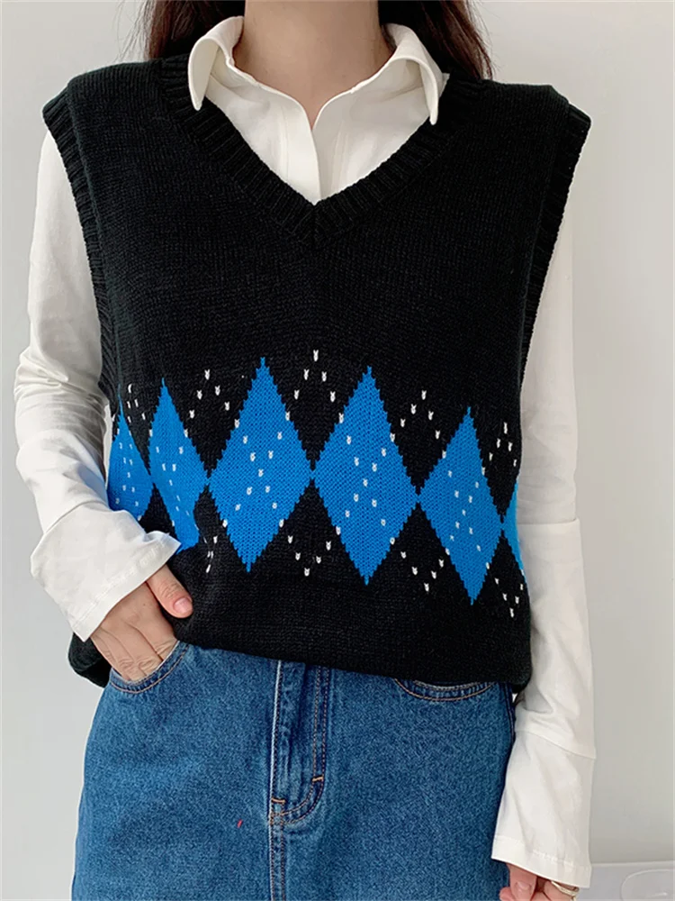 

SEASONS Preppy Style Sweater Vest Plaid Print Sleeveless Casual Knit Crop Top Women Cropped Tanks Korean Fashion y2k ASSW86202