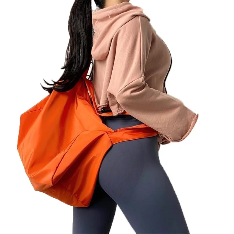 

Travel Tote Shoulder Bag Sport Yoga Dance Storage Bag Nylon Large Capacity Crossbody Bag Perfect for Casual Shopping and Fitness