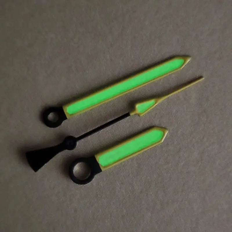 Зеленые стрелки для часов