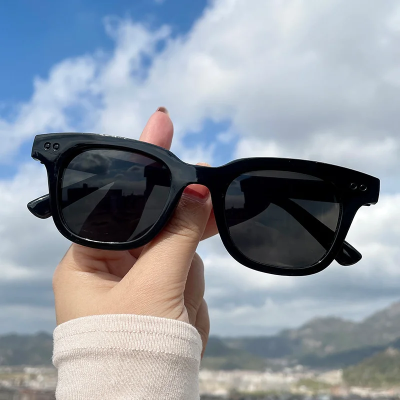 

New Men Fashion Square Sunglasses Luxury Women Brand Designer Sun Glasses Personalized Trend Sunshade Glasses UV400 Eyewear