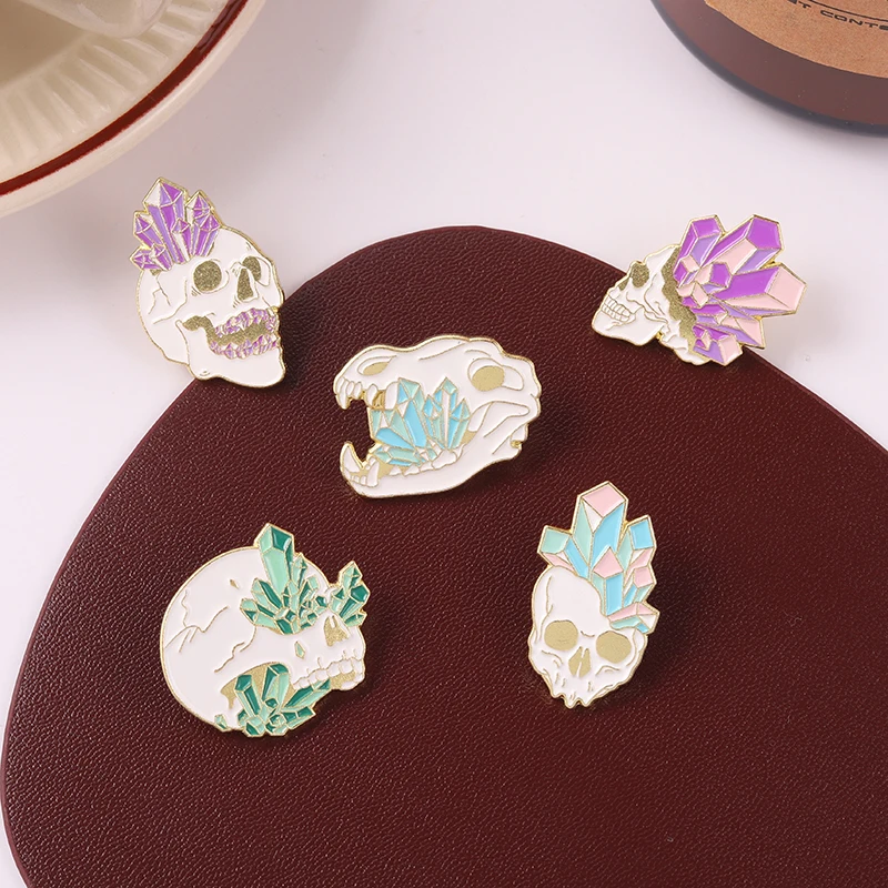 Crystal Skeleton Enamel Pin Custom Green Blue Purple Ore Skull Brooches Badges for Bag Clothes Punk Gothic Jewelry Gift Friends images - 6