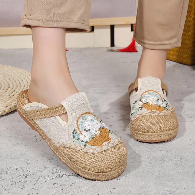 

Cover Toe Flat Shoes Female House Slippers Platform Med Slipers Women Slides 2023 Summer Basic Embroider Floral TPR Fabric