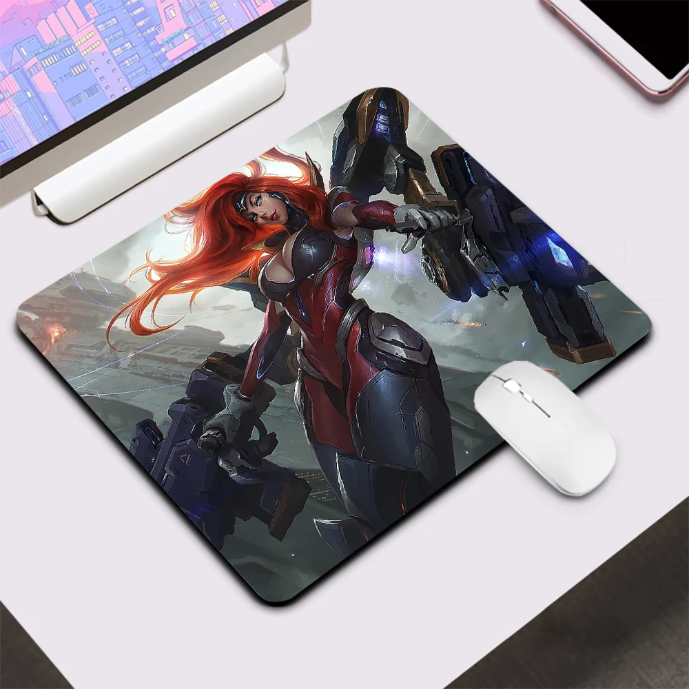 Небольшой Игровой Коврик для мыши League of Legend Miss Fortune компьютерный коврик