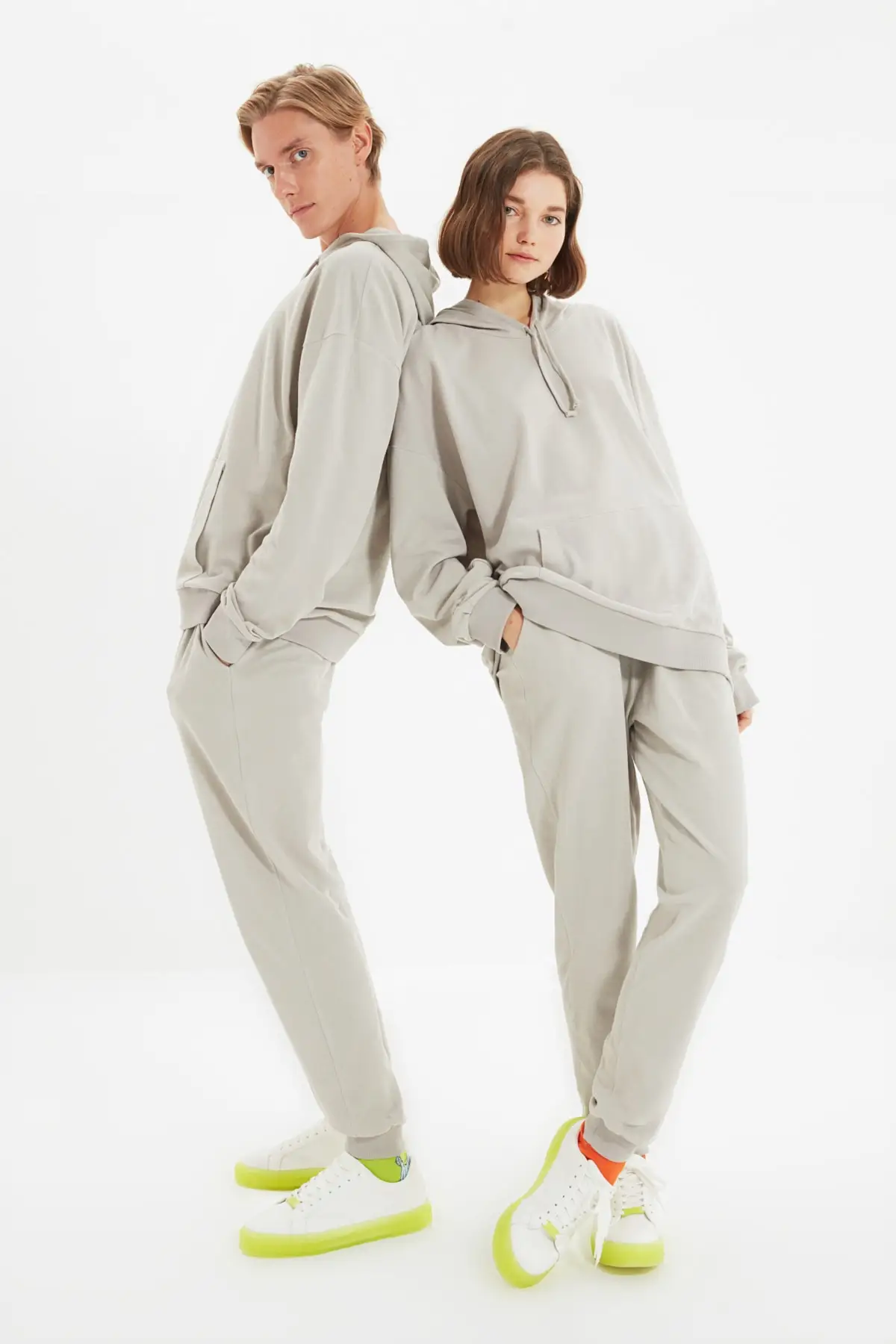 

Trendyol Unisex Regular Knitting Sweatpants TMNAW22EA0358