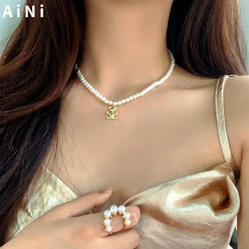 

Cute Jewelry Bear Pendant Necklace Pretty Design Sweet Temperament Simulated Pearl Necklace For Girl Fine Accessories