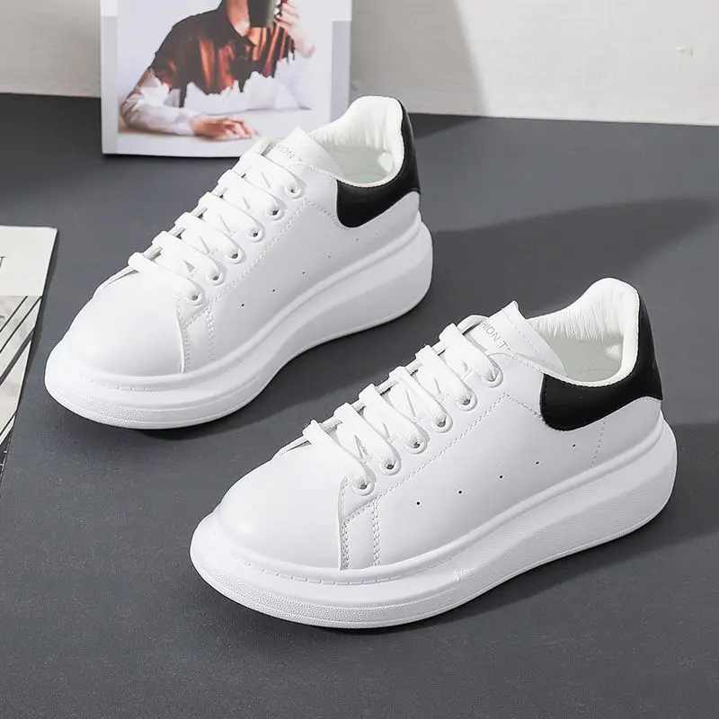 

Oversize 41 42 43 44 Neutral Vulcanized White Sports Shoes Girls Autumn Shoes 2021 New Fashion School Casual Small White Shoes
