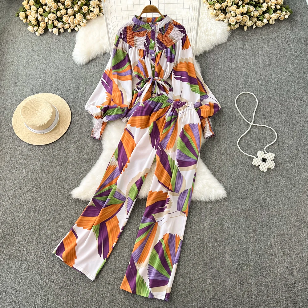 

Vintage Style Stand-up Collar Lantern Sleeve Printed Loose Top + High Waist Wide-leg Pants Two-piece Set