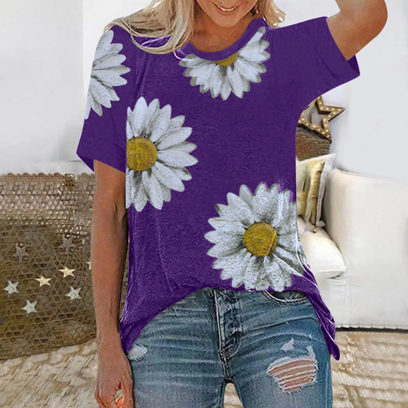 

Summer Fashion Women's Small Daisy Digital Printing Round Neck Women's T-Shirt Top Casual Commuter Versatile Top Lady