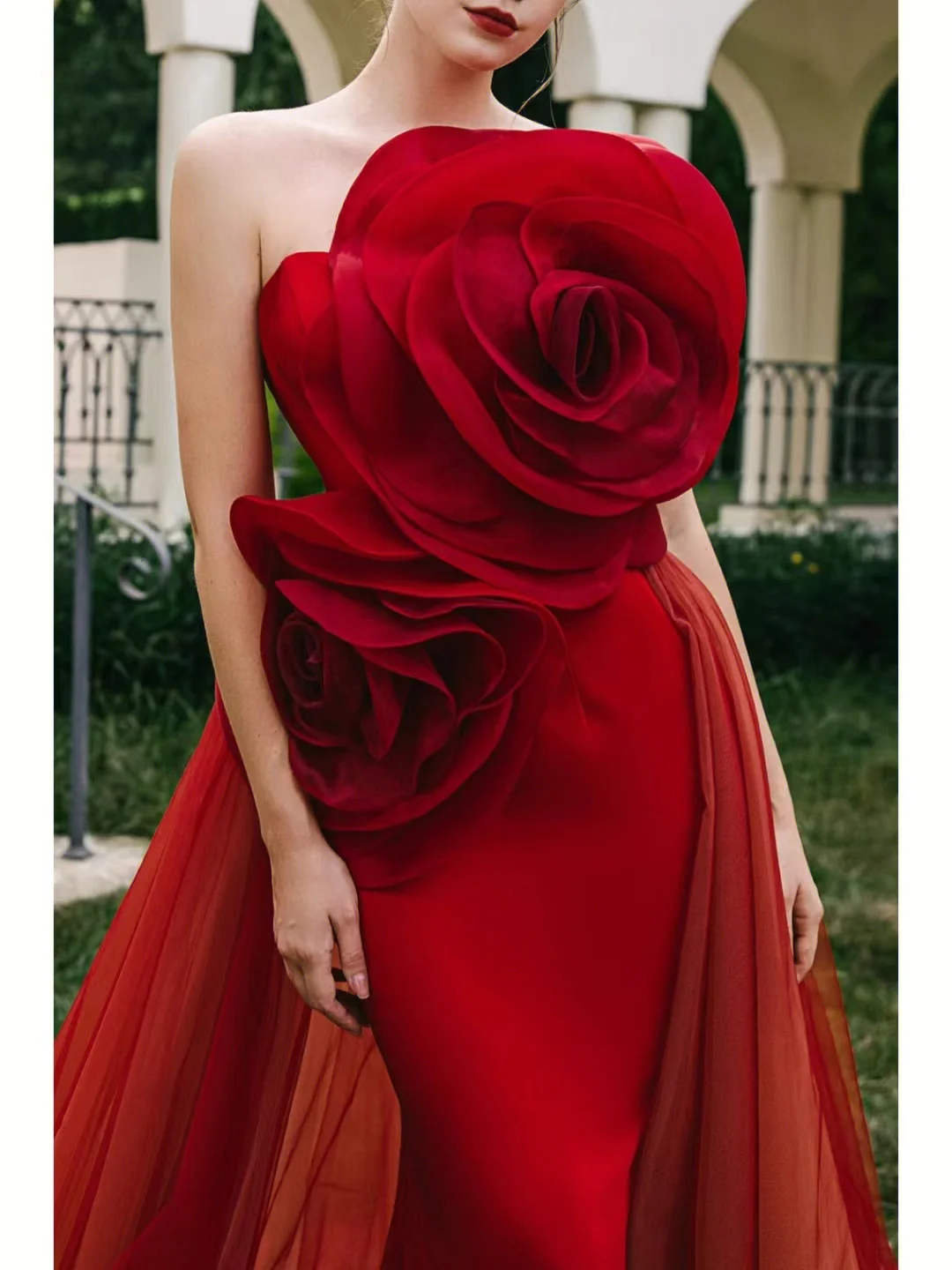 Фото Haute Couture Bulgarian Manor Элегантное роскошное модное банкетное вечернее платье в форме розы №2