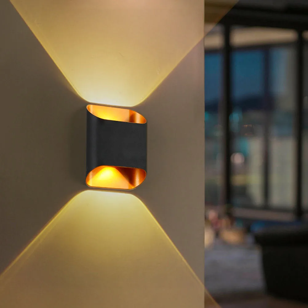 

IP65 LED Wall Lamp Outdoor Waterproof Garden Up And Down 2-Way Illumination Antirust for Yard Patio Garden Porch