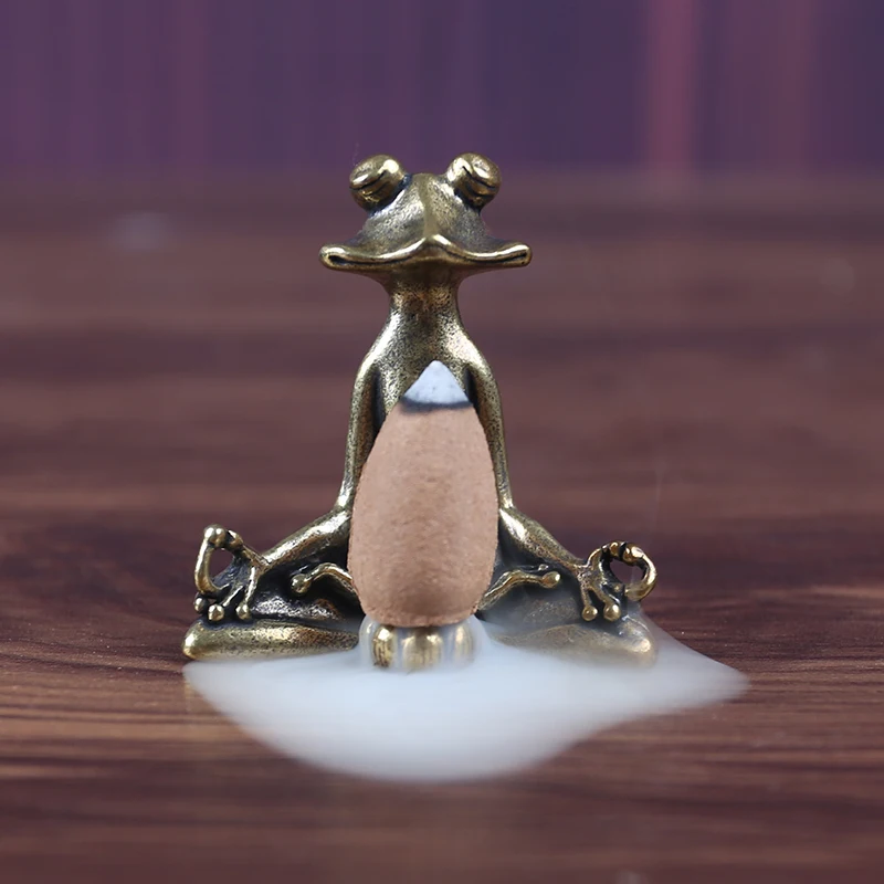 

Retro Brass Meditate Zen Buddhism Frog Statue Small Ornament Copper Animal Sculpture Incense Burner Home Desk Decoration Tea Pet