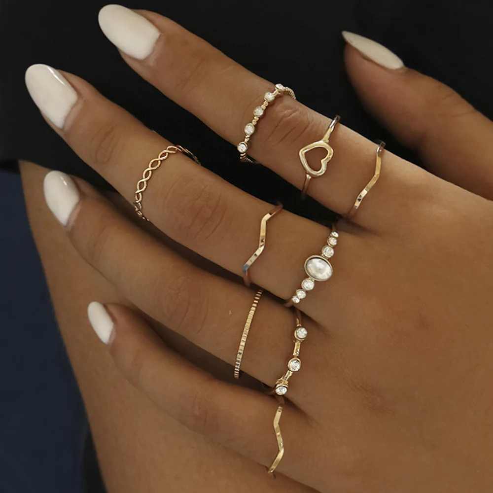 

Luxury Gold Color Pearl Zircon Rings for Woman Simple Hollow Heart Joint Ring Wedding Party Elegant Jewelry Gifts