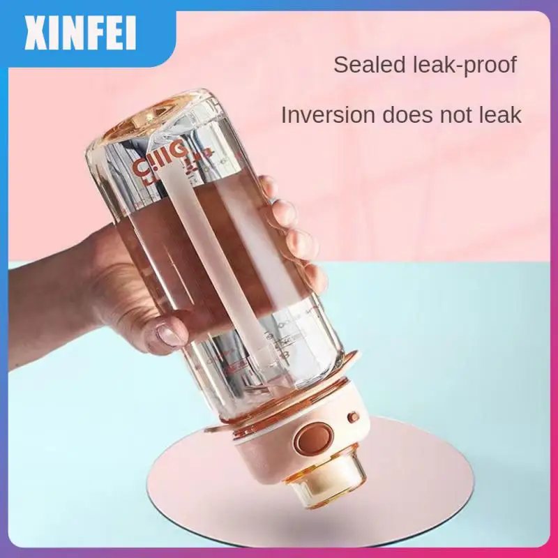 

700ml Large Capacity Milk Bottle Outdoor Straw Cup For Male And Female Portable Water Cup Kitchen Tools 8.1x20.7cm Students