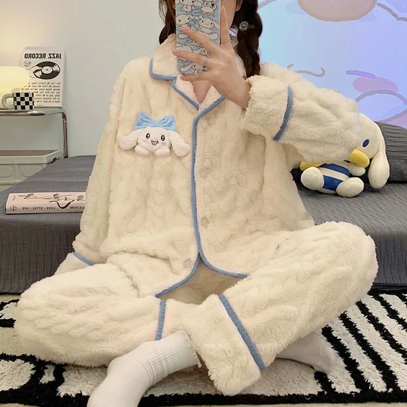 

Kawaii Sanrio плюшевые пижамы милые Kuromi Cinnamoroll мультфильм Плюшевые утолщенные домашние костюмы плюшевые игрушки для девочек подарок