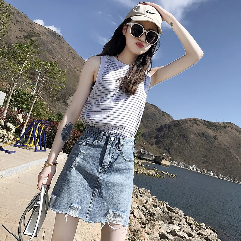

High Waist Ripped Denim Skirt Women's 2022 Summer New Korean Version All-Match Bag Hip A Line Short Skirt Female Urban Leisure