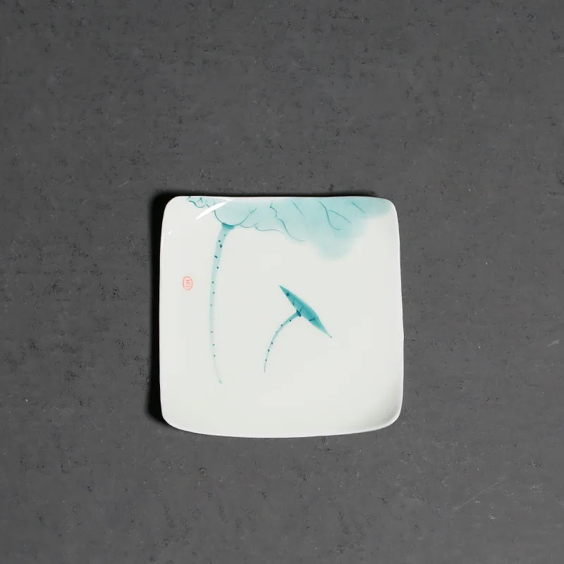 

Керамическая чашка с лотосом RI ONIY TEASET 55 мл