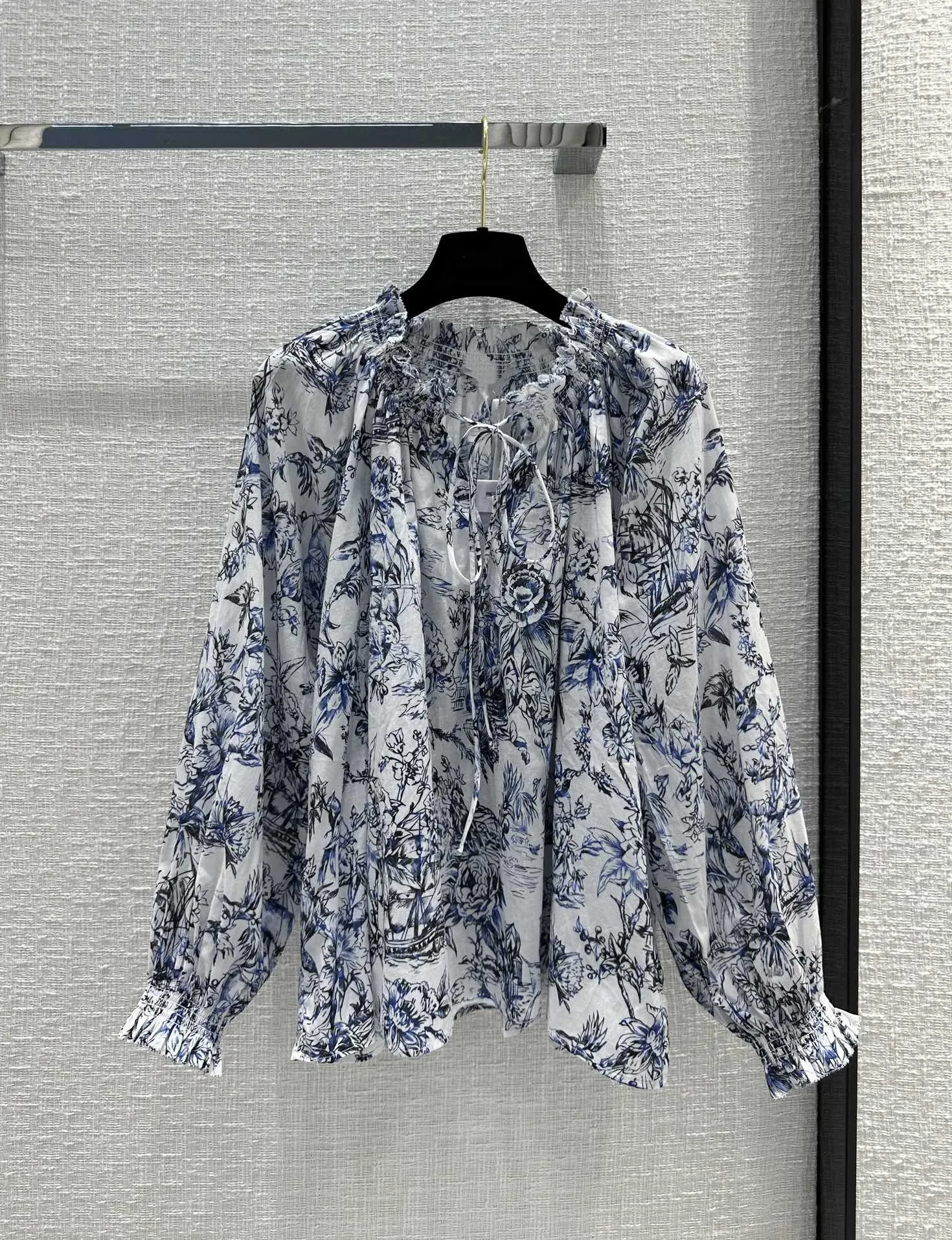 

Printed Lantern Sleeve Shirt Silk Cotton boat neck Collar A-line Pattern T-shirt Sweatshirt Woman Shirt Blouse Long Sleeve