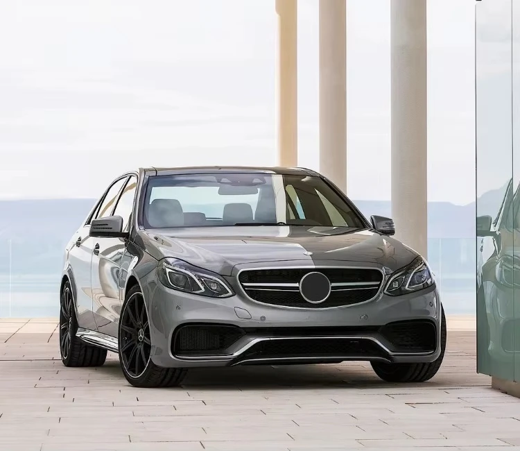 Фото Полный комплект обвеса для E-Class W212 2009-2013, обновление до стиля E63: передний и задний бамперы, решетка радиатора, блок фар №4