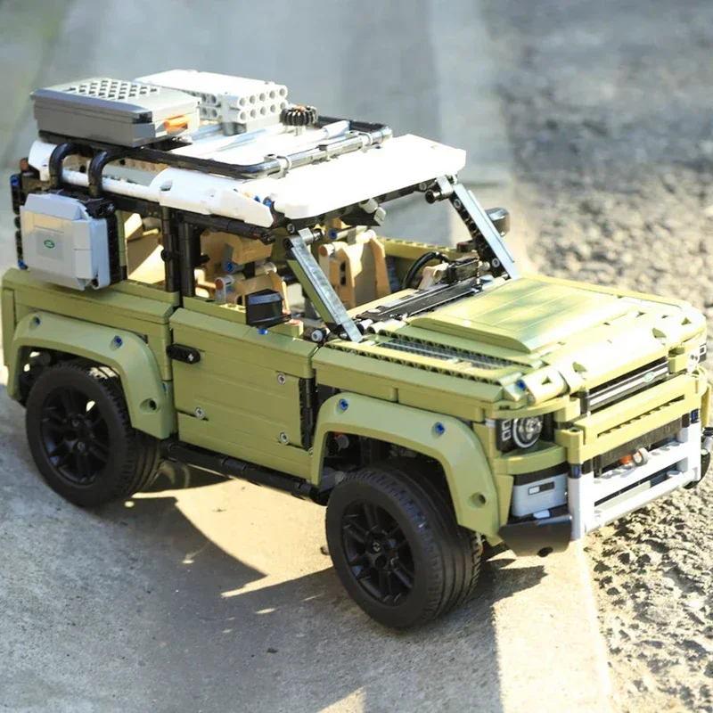 Строительные блоки Land Off-road Defender 2573 шт