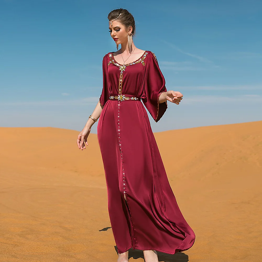 Женское длинное платье в этническом стиле
