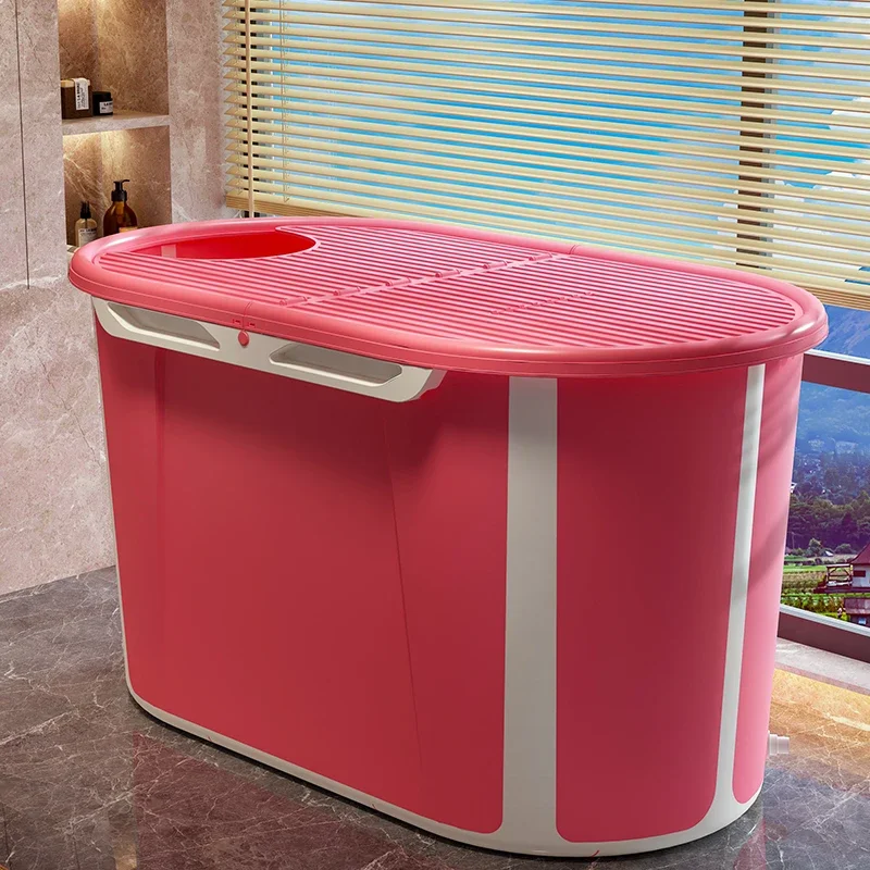 Пластиковая крышка большого размера для ванной