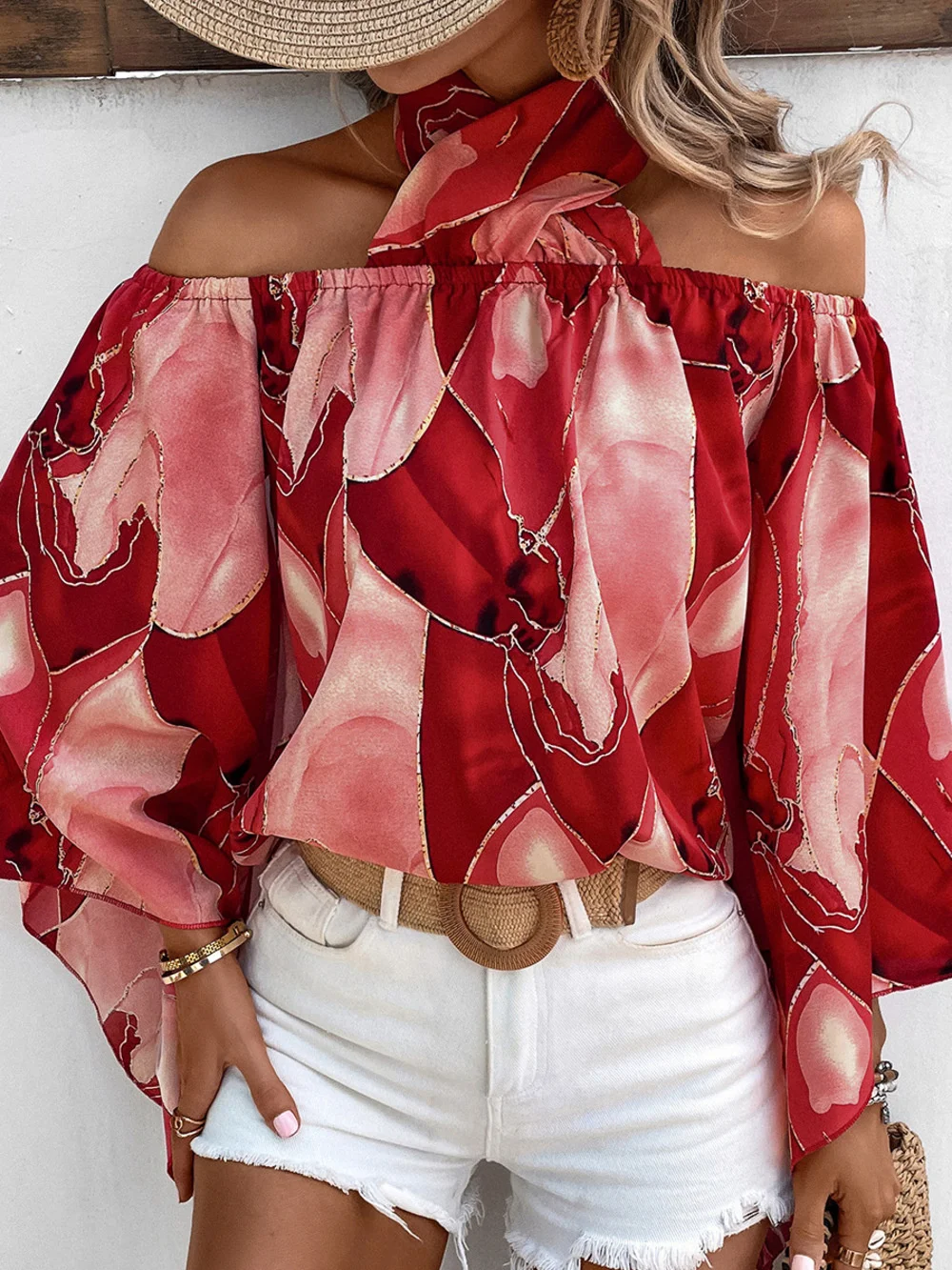 

Топ EvaQueen с цветочным принтом, длинным рукавом и открытыми плечами