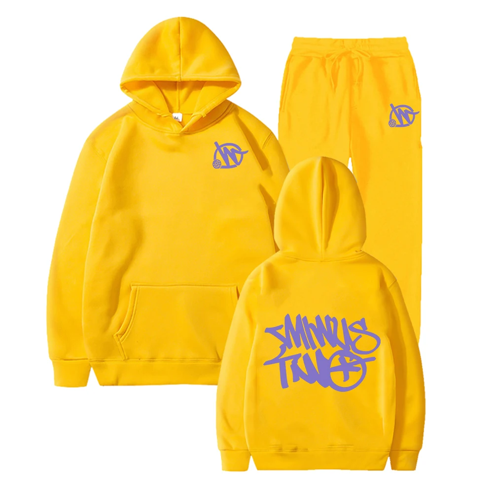 Рисунок 6 - Толстовка с принтом минус два узора