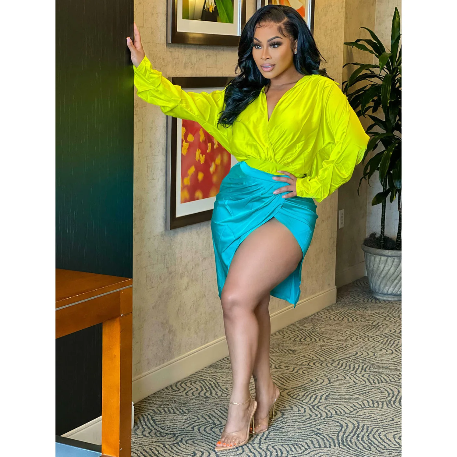 Женский атласный комплект из двух предметов предметов: флуоресцентная желтая