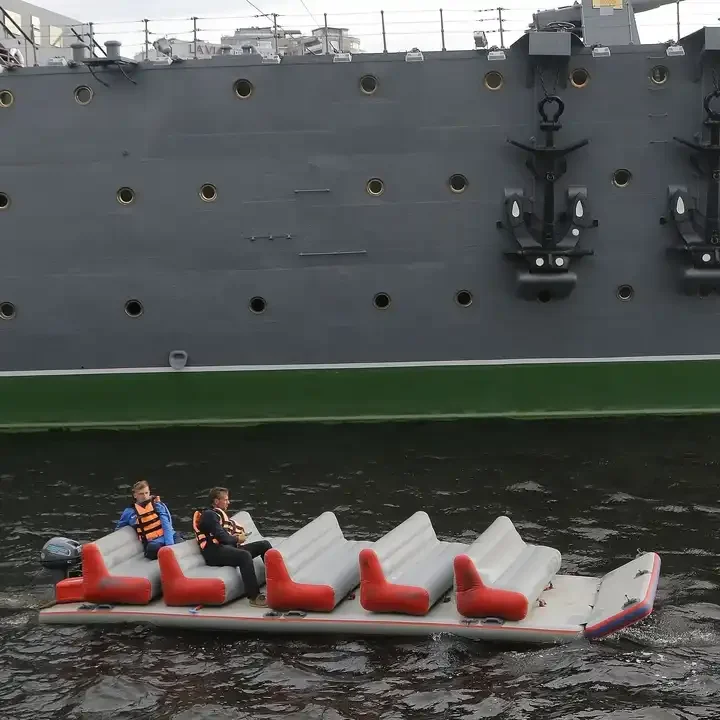 Наружные зимние забавные надувные снежные санки для серфинга с диваном взрослых