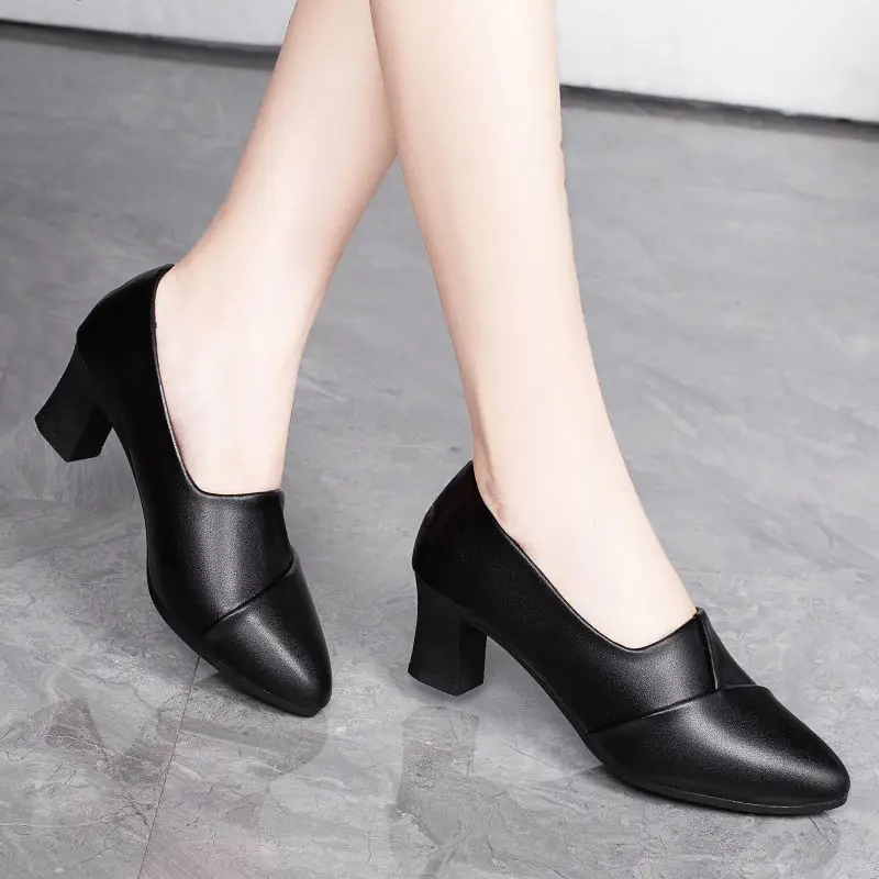 

2022 new high quality women's casual shoes