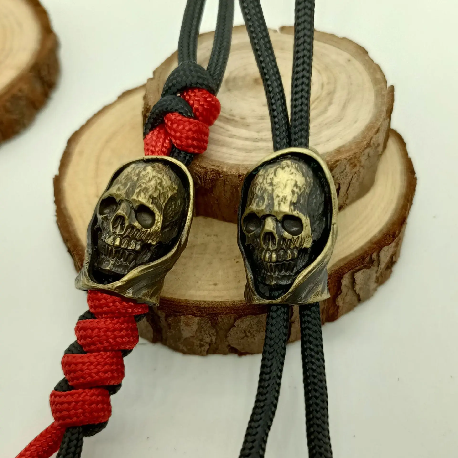 

1PC Reaper Retro Brass Copper Paracord Beads Knife Beads Lanyard Pendants Parachute Cord Pendants Beads EDC Tool