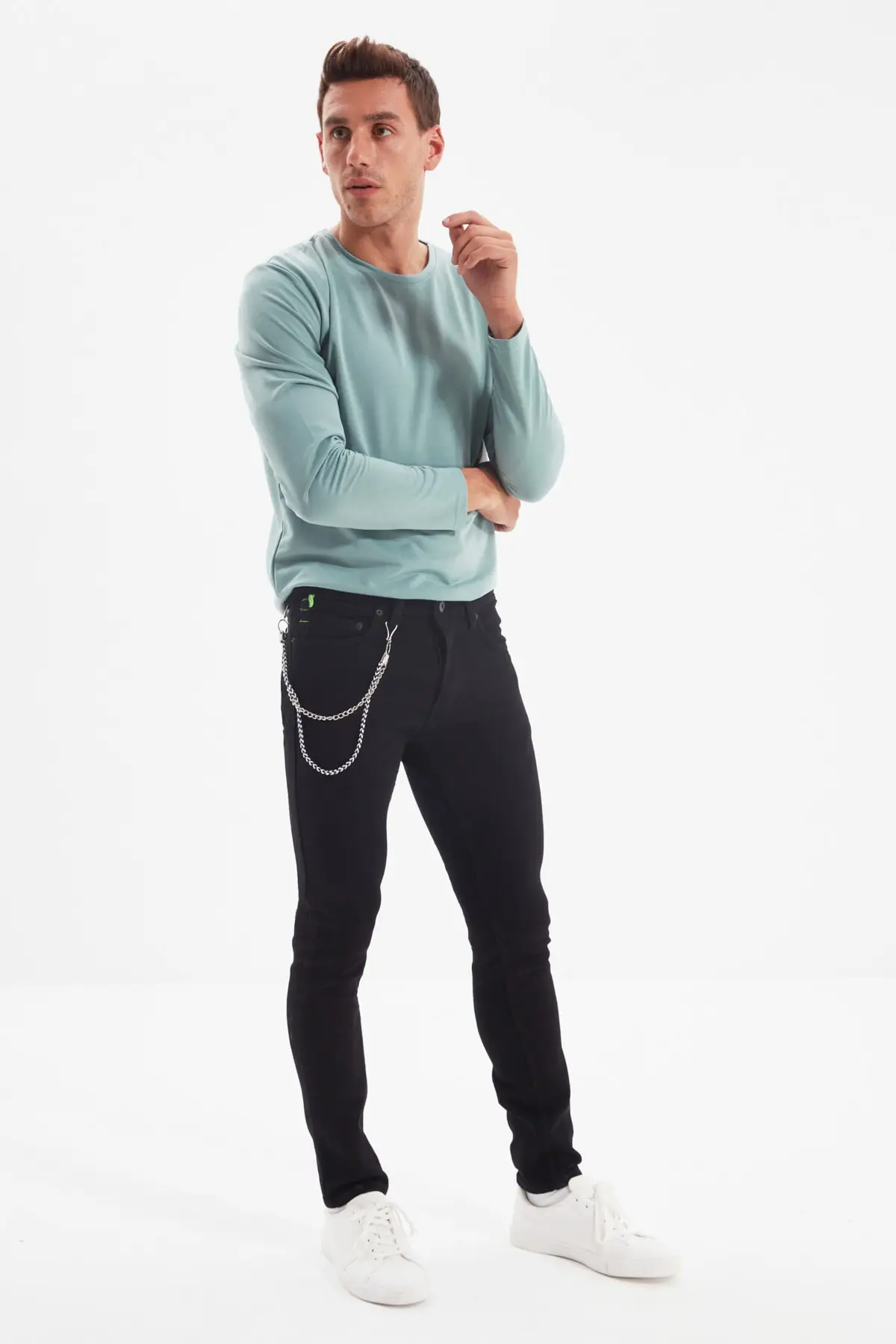 

Trendyol Male Skinny Fit Chain Detail Jeans TMNAW22JE0312