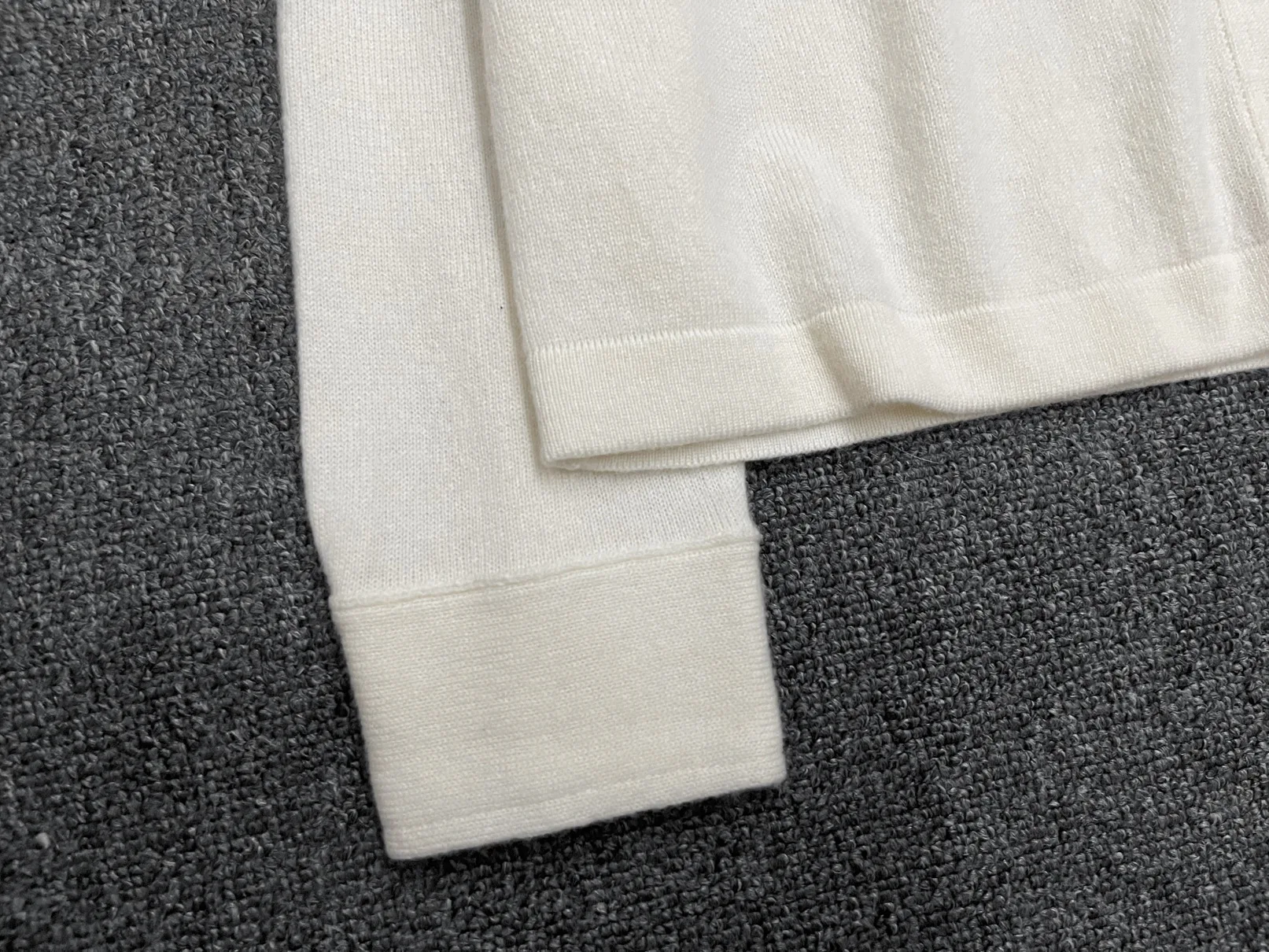 Maxdutti 2024 зимний минималистичный шерстяной свитер однобортный вязаный кардиган с