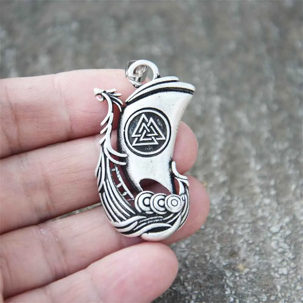 Ожерелье с подвеской Huginn и Muninn Valknut Battleship