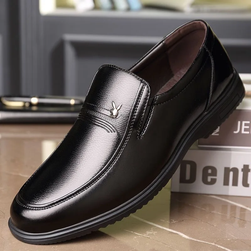 Genuine Leather Handmade Shoes Men Loafers Slip On Business Casual Shoes Classic Soft Leather Breathable Men Shoes Flat