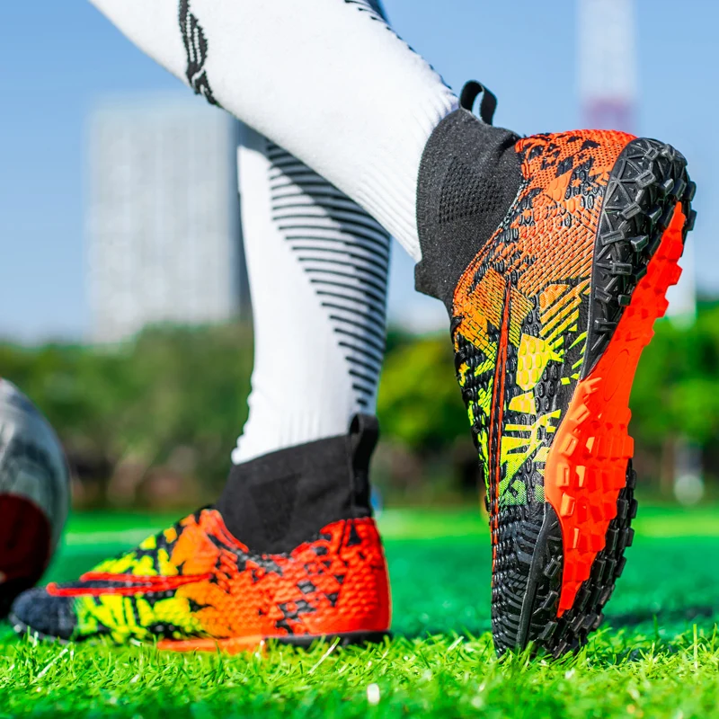 Original Soccer Shoes For Men Kids Professional Football Boots Outdoor Grass Football Cleats Sneakers Men Futsal Training Shoes