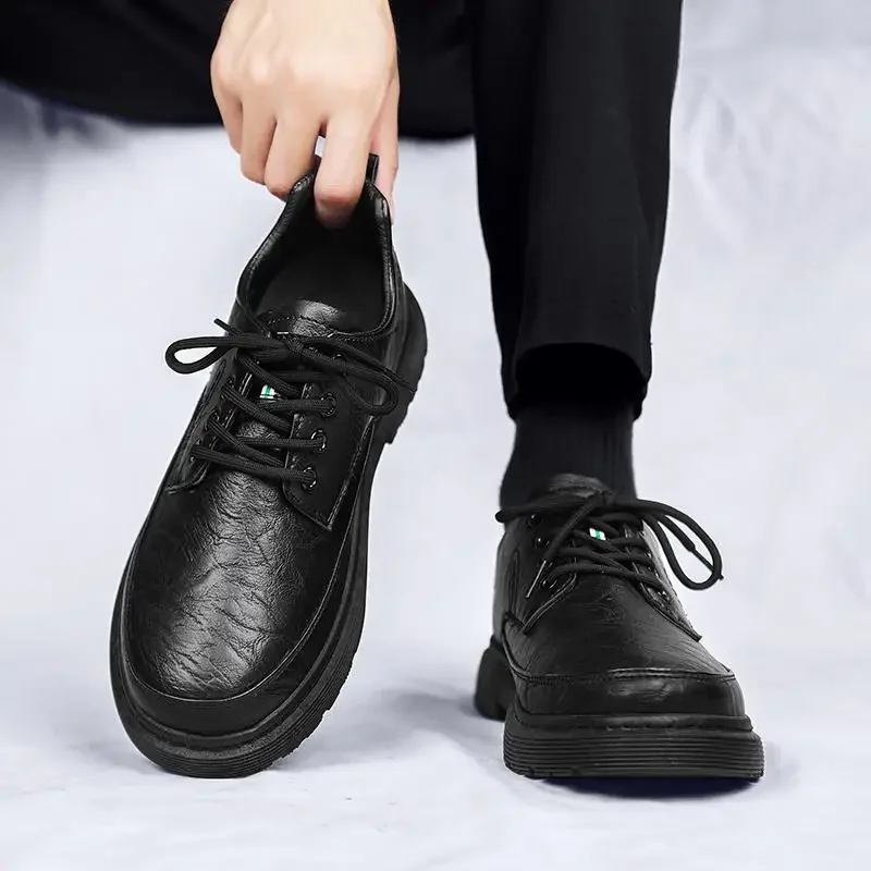 

Real Soft Leather Shoes Men's Business Youth Formal Wear Solid Color Patent Leather Sports Men Men's plus Size Summer Breathable