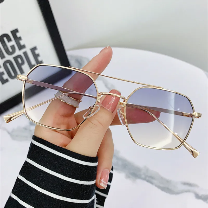 

2022 New Square Metal Sunglasses Women Fashion Brand Design Trend Sun Glasses Men Vintage Ocean Lenses Sunglasses UV400