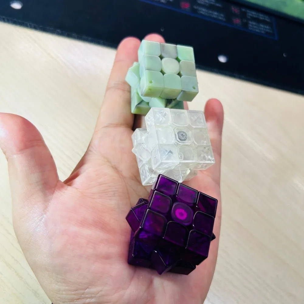 Фото 【Персональная коллекция】GAN330 Mini 3x3 Cube Magico GAN330 Test Version Ancient Jade Purple Transparency №2