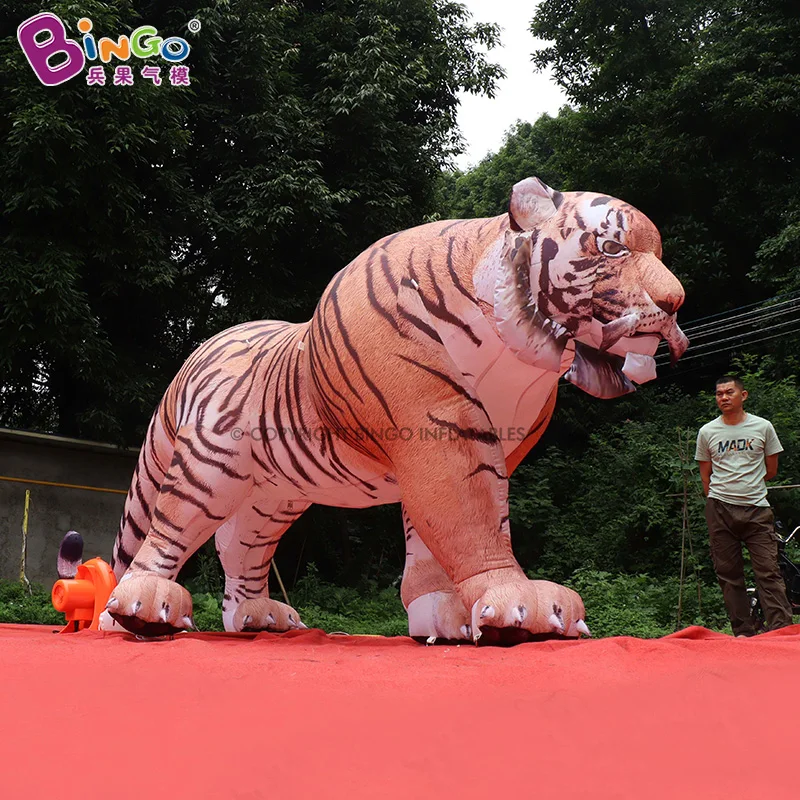 

Realistic 3.5 Meters Length Inflatable Tiger Giant Lifelike Animal Balloon for Stage Event Decoration