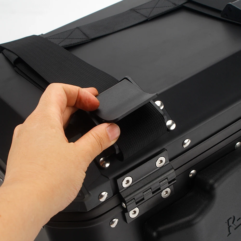 Рисунок 4 - Быстросъемная задняя коробка для багажника