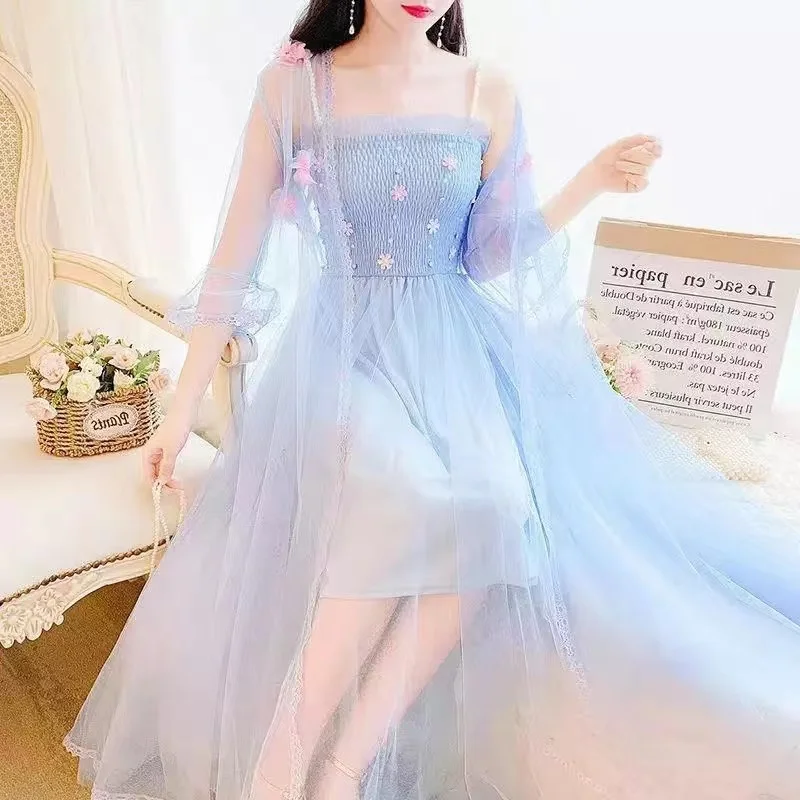 

Женское кружевное платье-Холтер с бантом и рукавами-колоколами