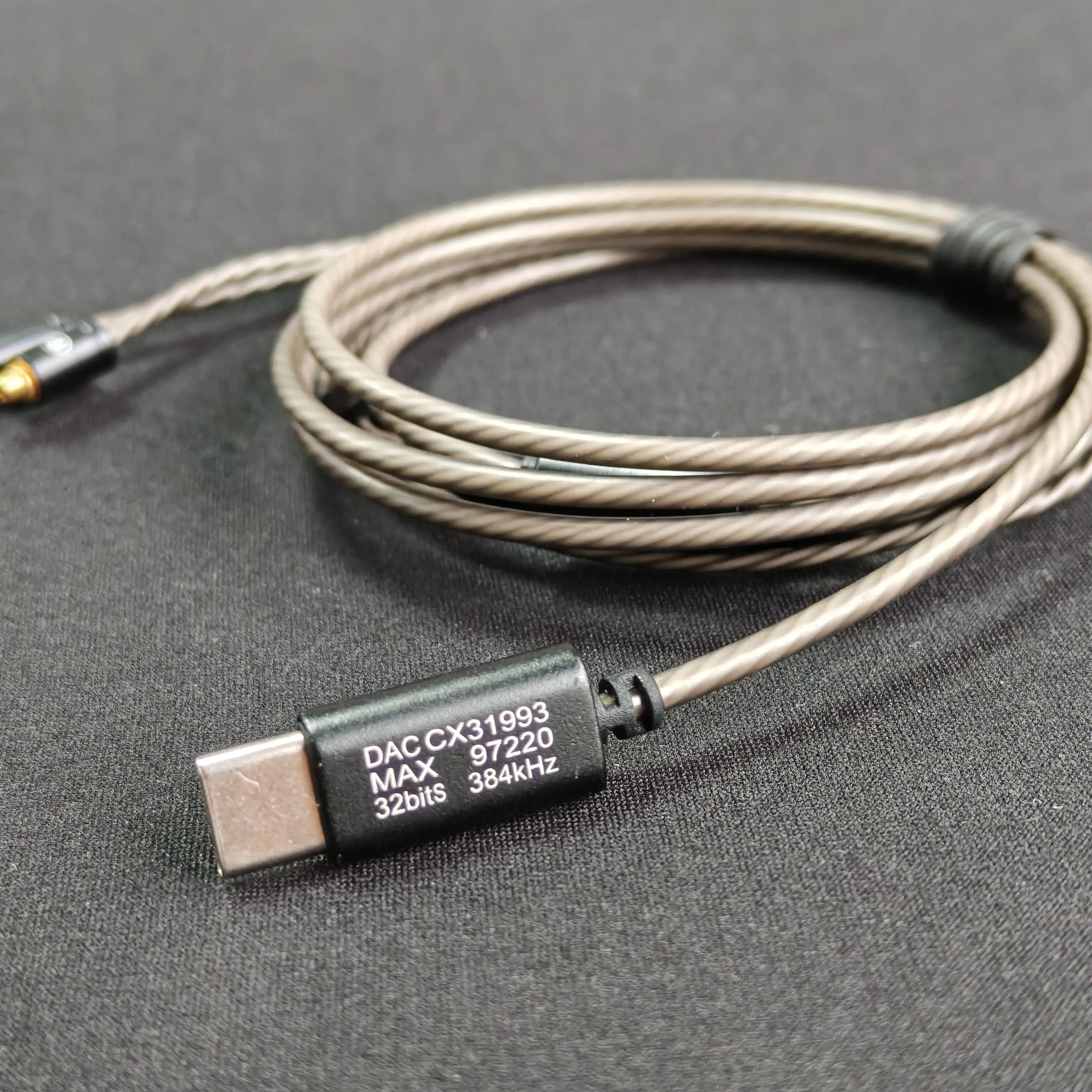 Фото Двухчиповый декодирующий кабель CX31993 Type-C с серебряным покрытием для наушников, разъем MMCX, 3-кнопочное управление на кабеле. №5