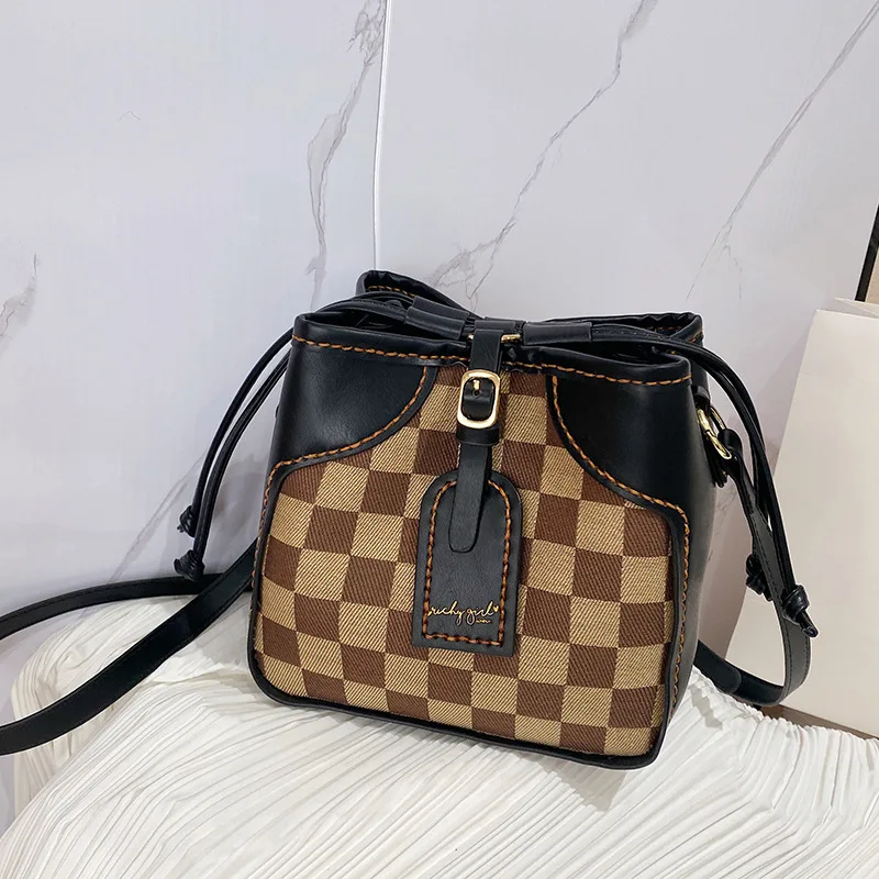 Retro Handmade Large Capacity Checkerboard Bucket Bag Hand Stitching Sew DIY Material  Woven Bag Women Shoulder Bag