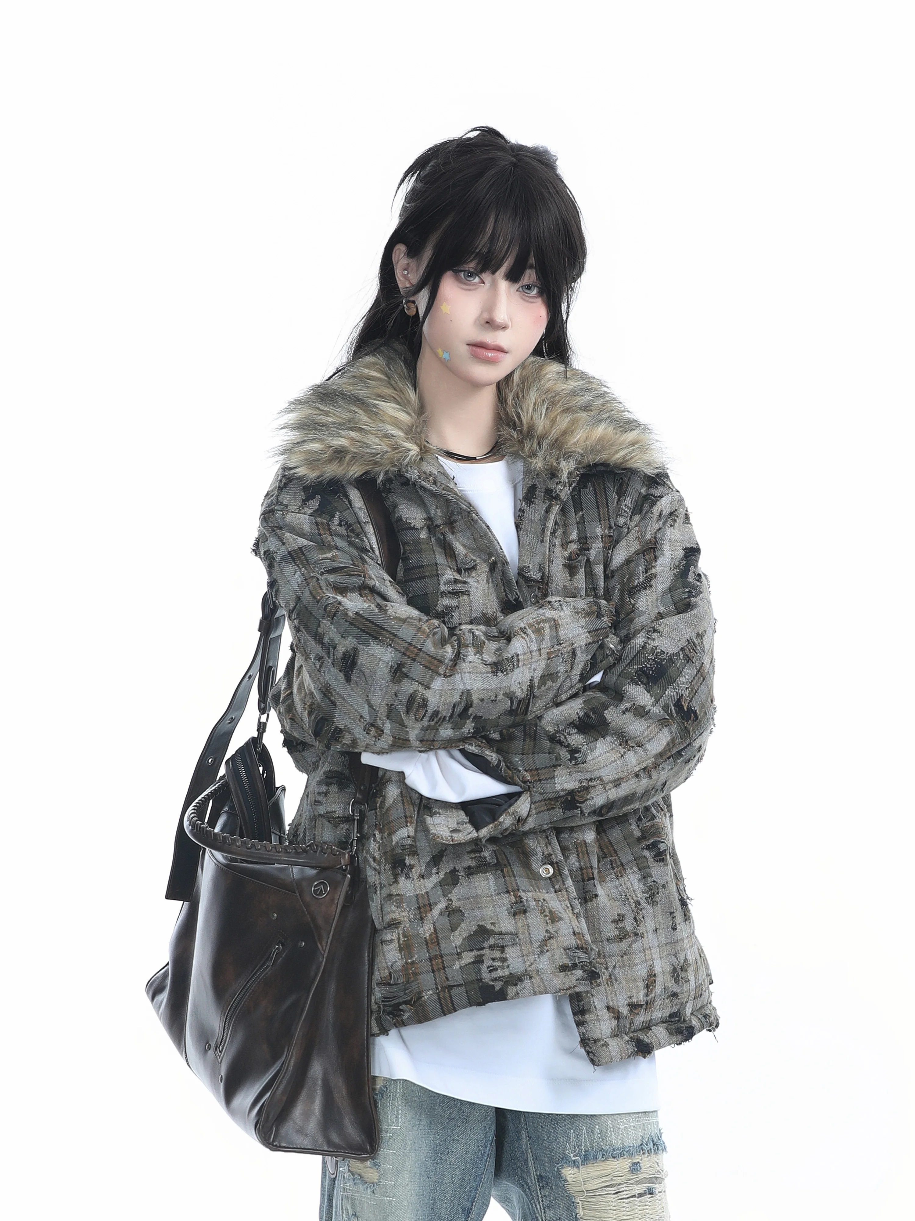 [Sitting in the Mountains] American vintage Camouflage Hood Cotton-Padded Coat for Women Winter Thickened Big Fur Collar Cott...